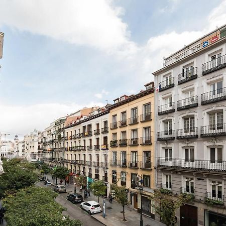 Apartamentos Madrid Centro W Esterno foto