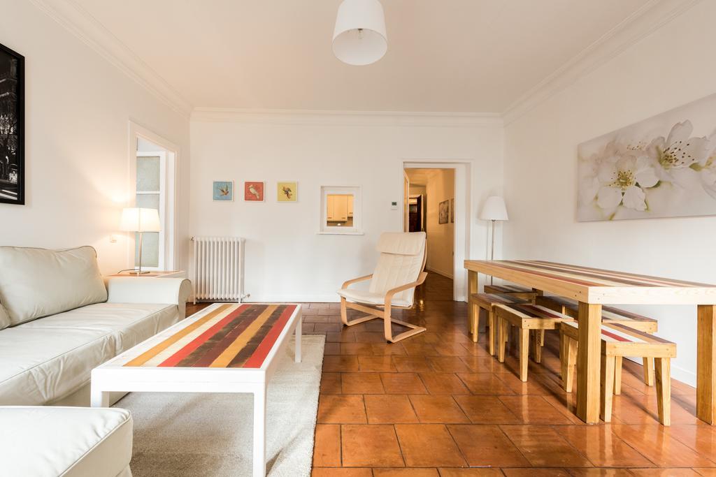 Apartamentos Madrid Centro W Esterno foto
