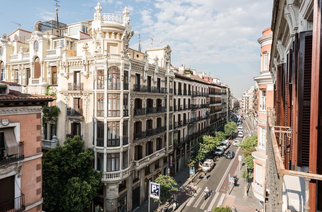 Apartamentos Madrid Centro W Esterno foto