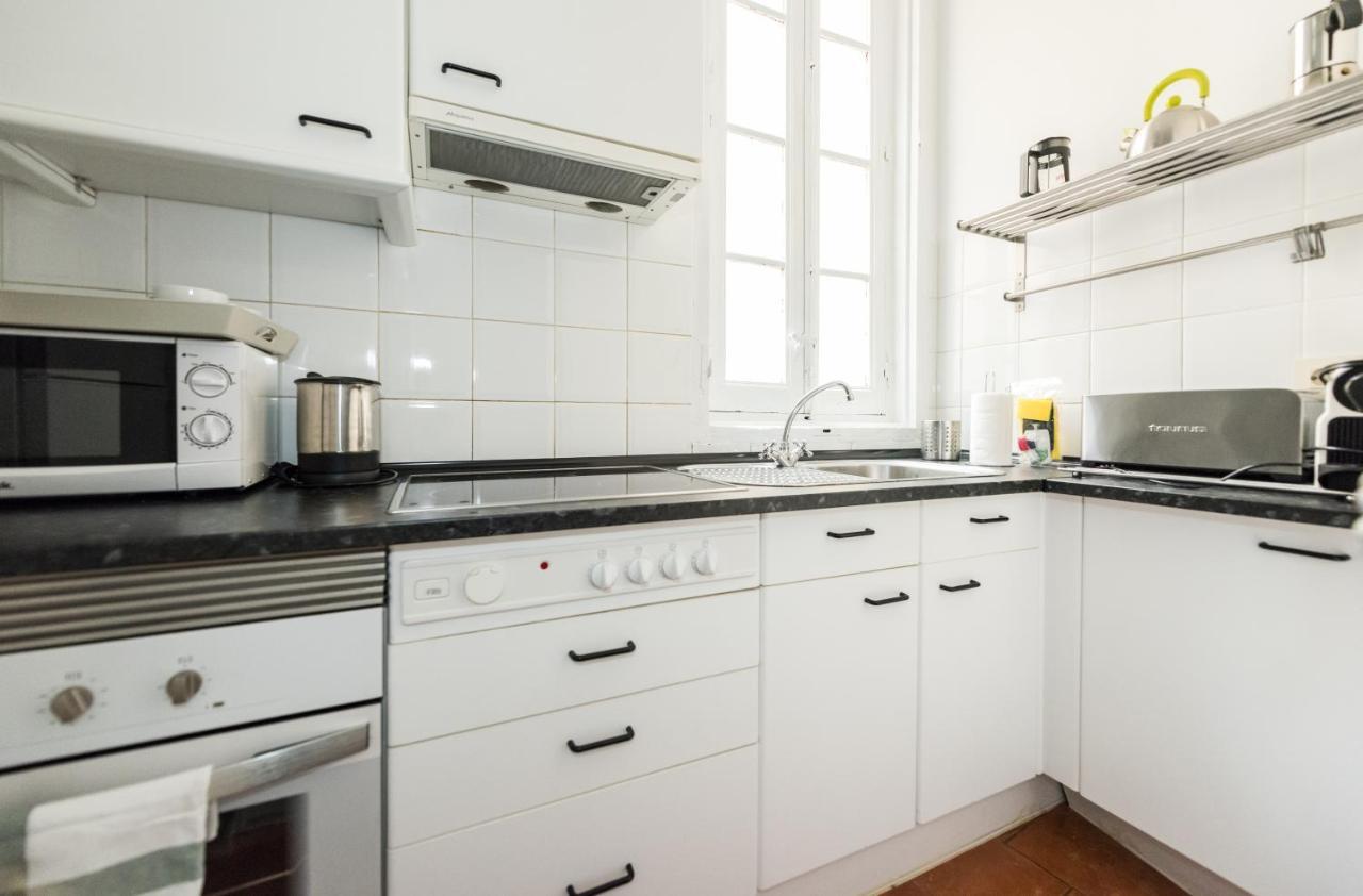 Apartamentos Madrid Centro W Esterno foto