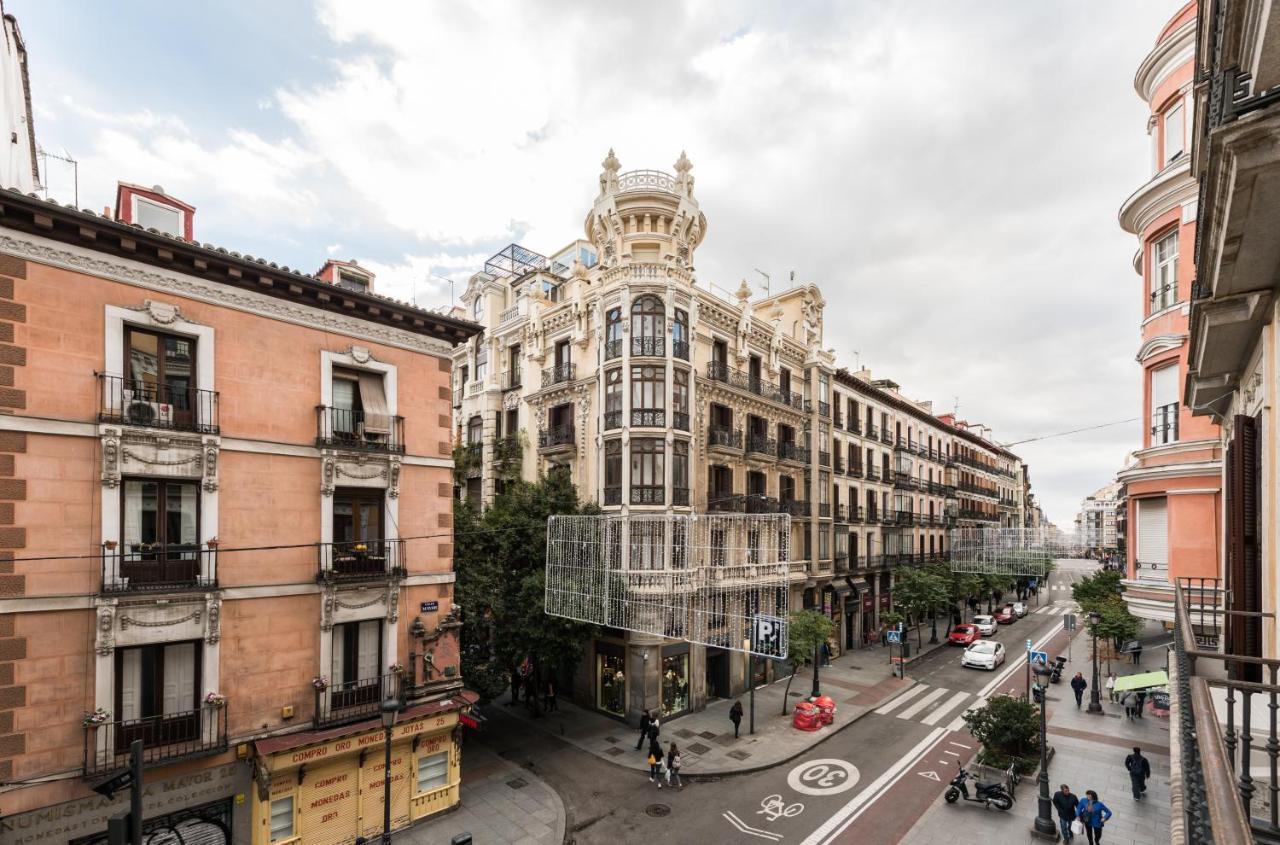 Apartamentos Madrid Centro W Esterno foto
